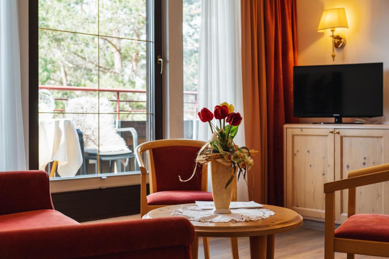 Hotel Garni Alpenruh-Micheluzzi 세르파우스 외부 사진