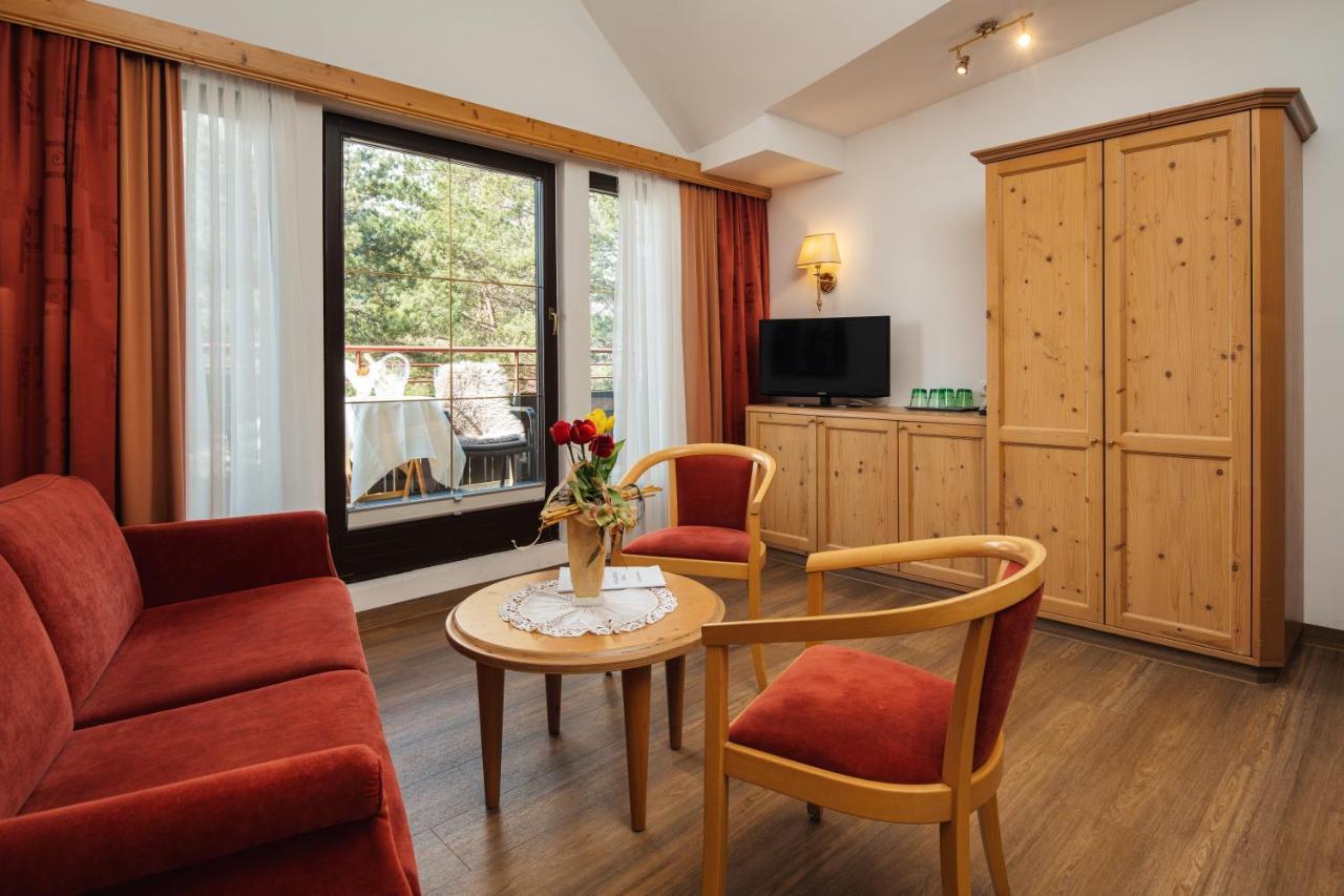 Hotel Garni Alpenruh-Micheluzzi 세르파우스 외부 사진