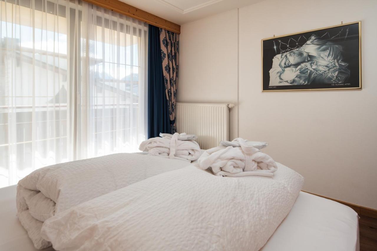 Hotel Garni Alpenruh-Micheluzzi 세르파우스 외부 사진