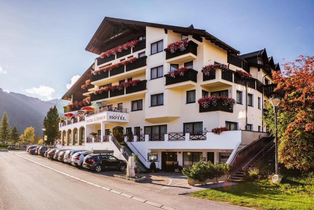 Hotel Garni Alpenruh-Micheluzzi 세르파우스 외부 사진